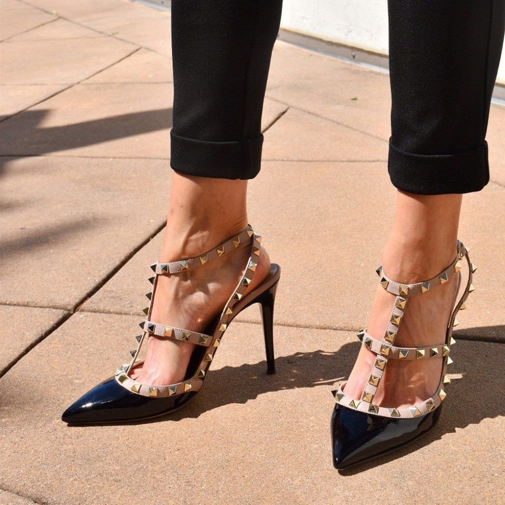 VALENTINO PATENT ROCKSTUD CAGED PUMP 100MM